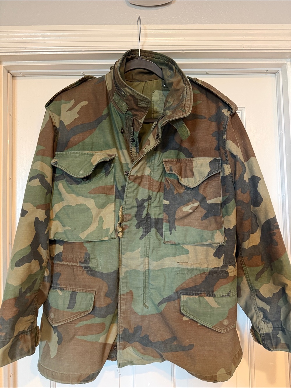 Vintage Alpha Industries US Army M-65 Woodland Camo Field Jacket| Large Short